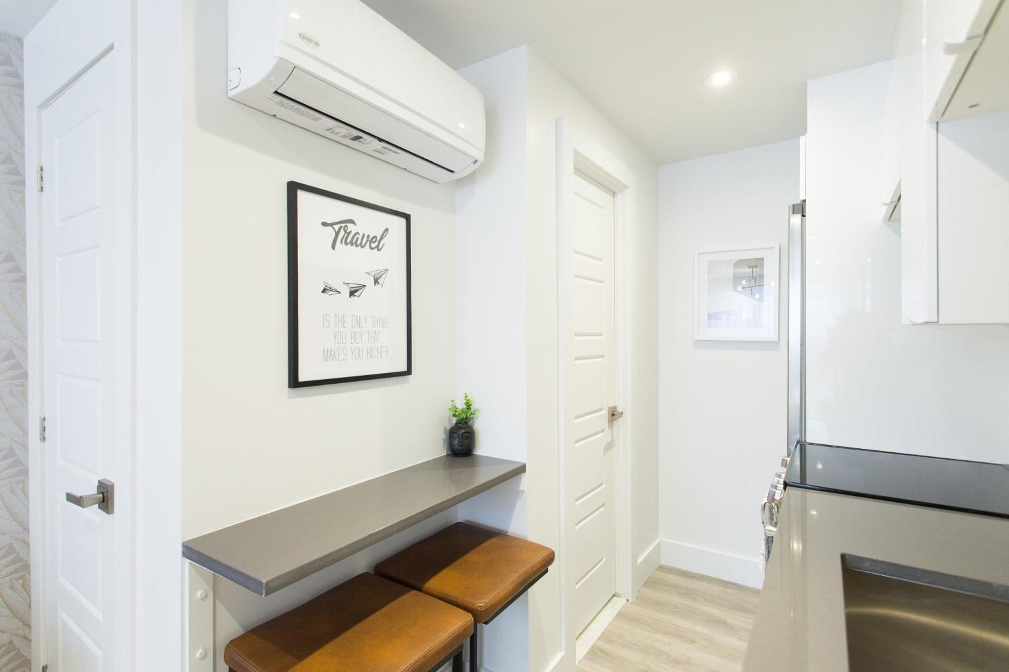Serene And Styled Little Italy Full Bath By Den Apartamento *